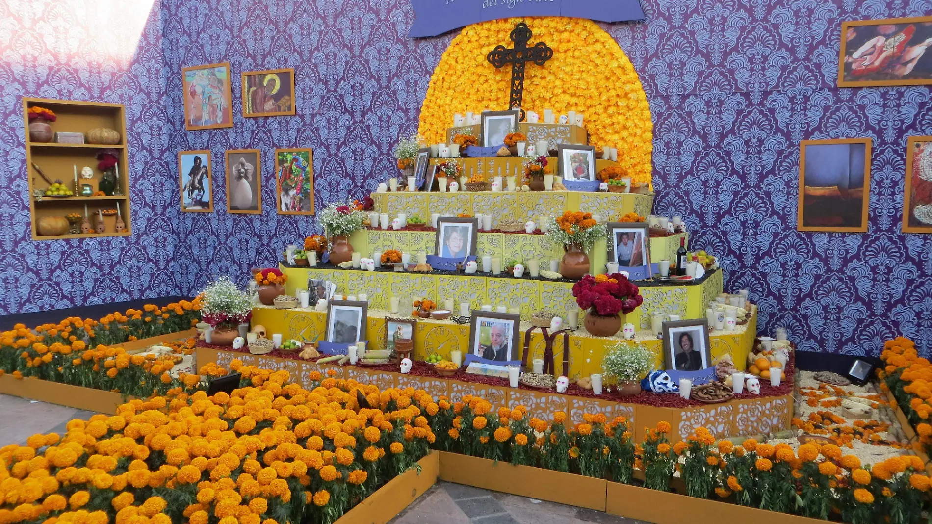 PRINCIPAL ALTAR DONNA OLIVEROS IMG_4007